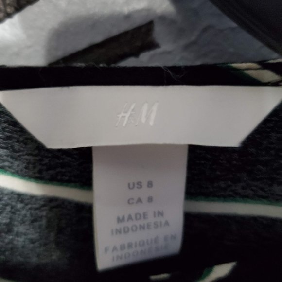 H&M Black, White & Green Striped Scoop Neck Long Sleeve Blouse, 8 - Picture 4 of 7